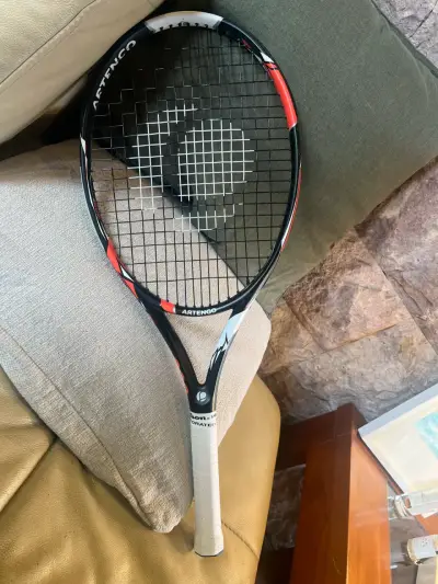 Raqueta de tenis Artengo con diseño moderno - miniatura 1