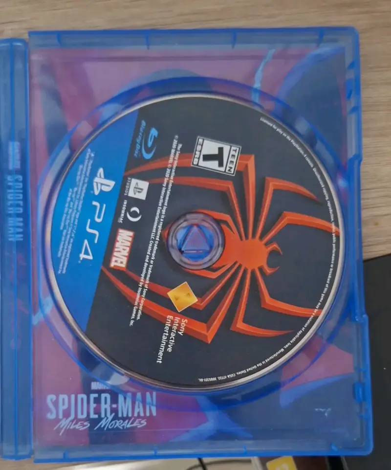 Juego PS4 Spider-Man Miles Morales - 2