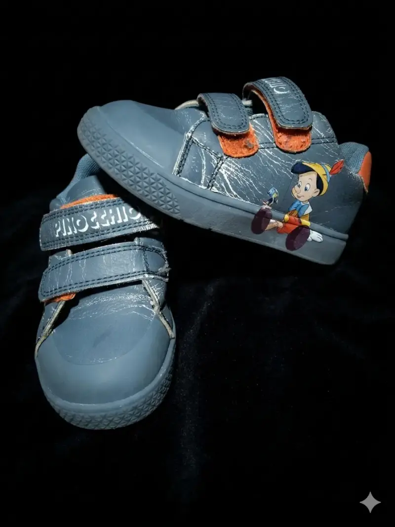 Zapatillas infantiles Pinocchio con velcro