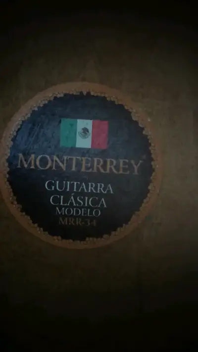 Guitarra clásica Monterrey MRR-34 con funda - miniatura 3
