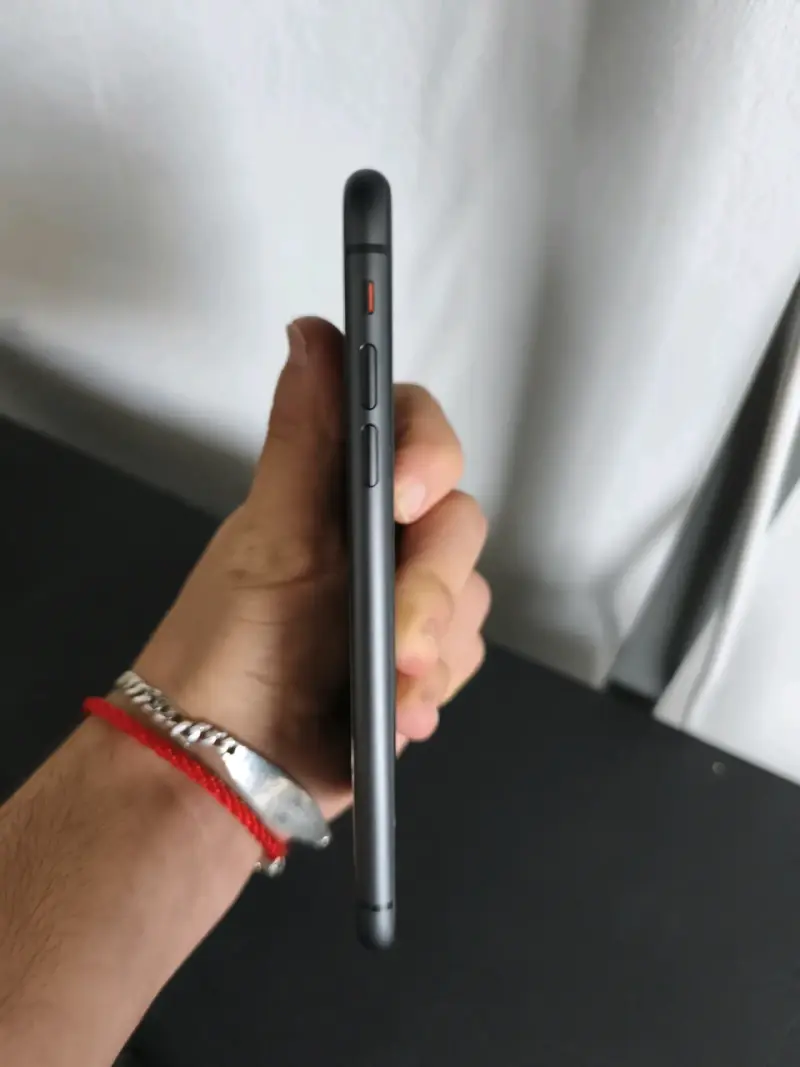 iPhone 11 negro 64gb IMPECABLE - 3