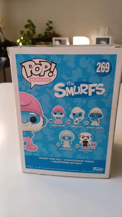Figura Funko Pop Papa Smurf de colección - miniatura 3