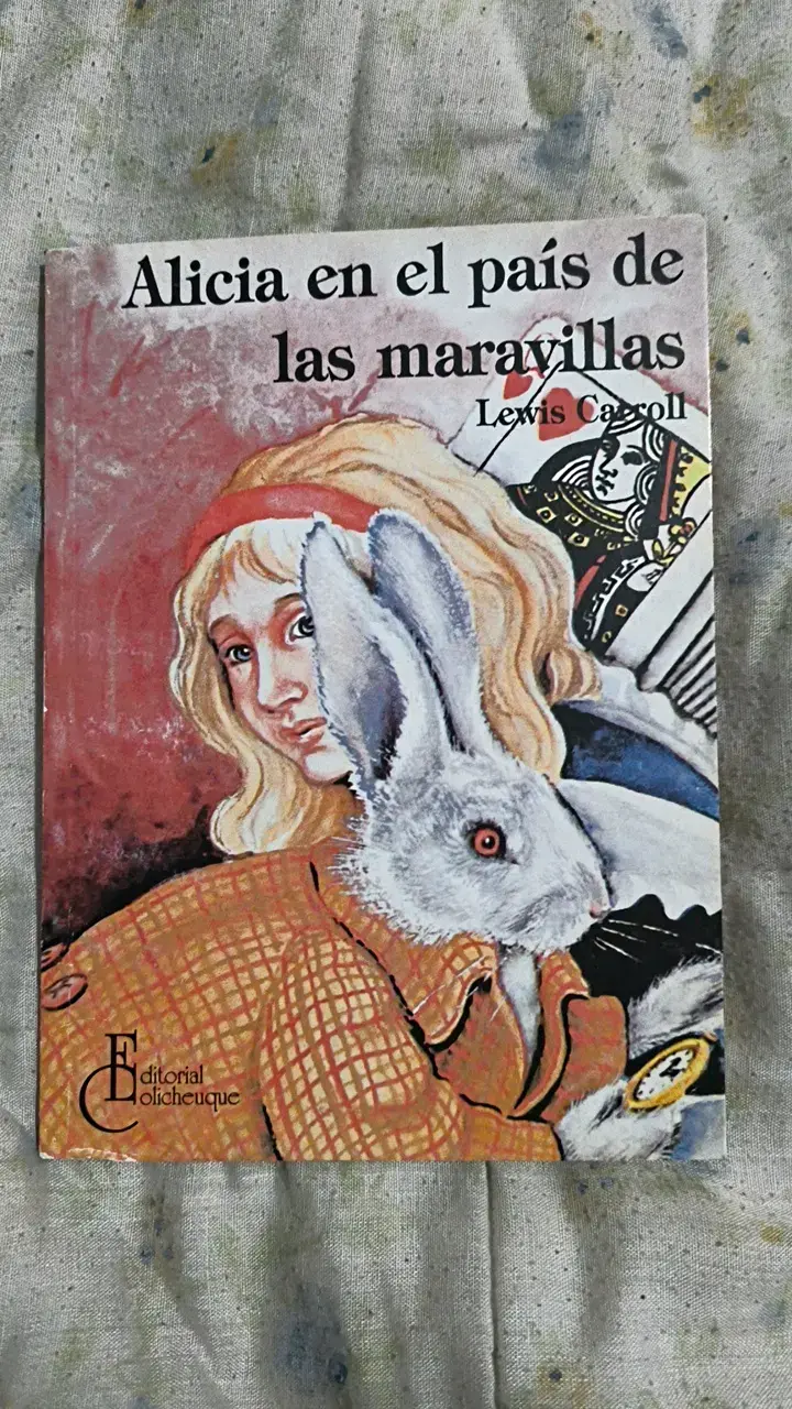 Libro Alicia en el País de las Maravillas Editorial Colicheque