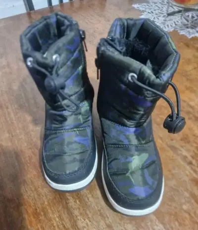 Botas de invierno para niños con diseño camuflado - miniatura 2