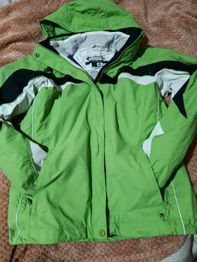 Chaqueta Columbia verde impermeable con forro desmontable - miniatura 1