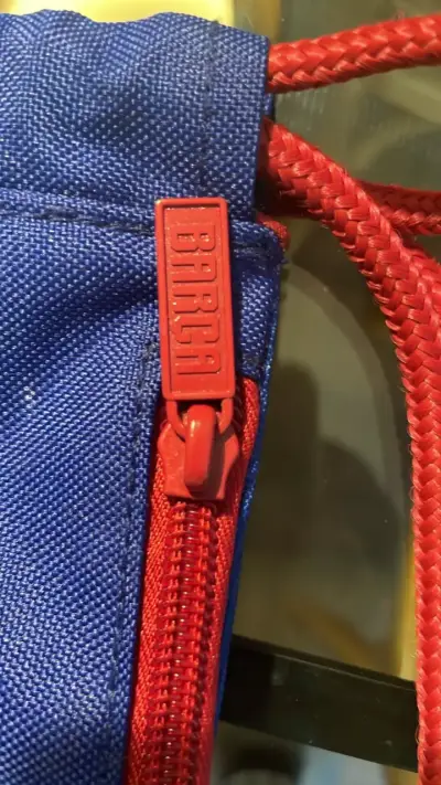 Bolsa deportiva Barça azul y roja - miniatura 3