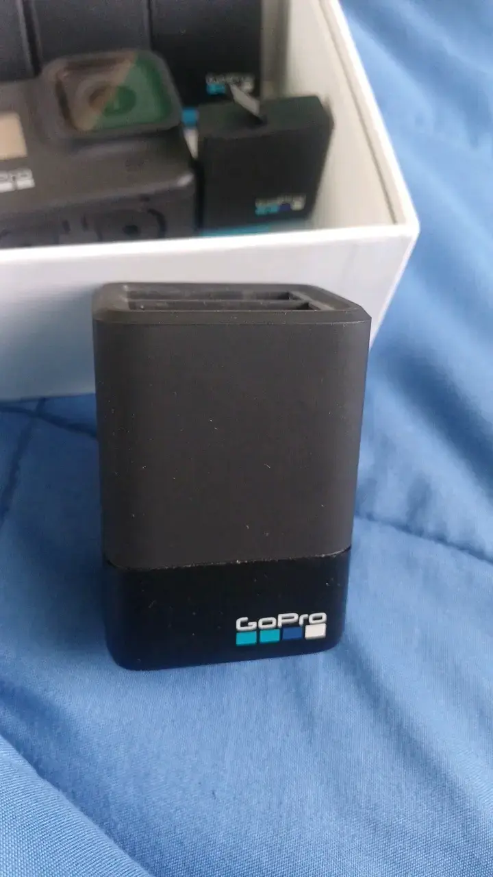 Cámara GoPro 8 blak con baterías adicionales - 2