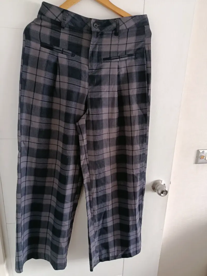 Pantalón a cuadros - 1
