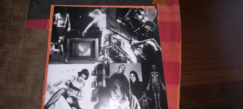 Vinilo Nirvana In Utero prácticamente nuevo sin us - 3