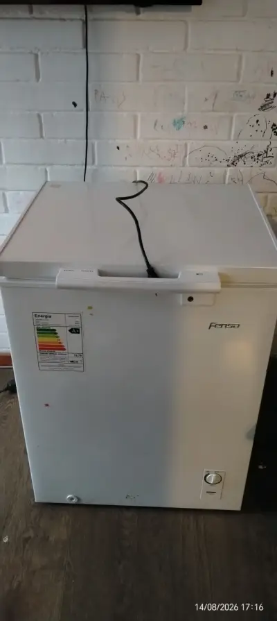 Congelador horizontal Fensa en buen estado - miniatura 2