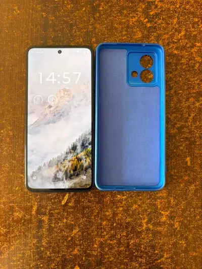 Smartphone Motorola Moto G84 5G con caja - miniatura 3