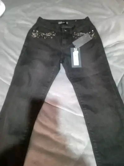 Pantalones negros Liolá con detalles brillantes - miniatura 2