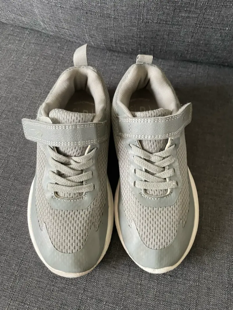 Zapatillas deportivas grises para niños talla 26 - 3