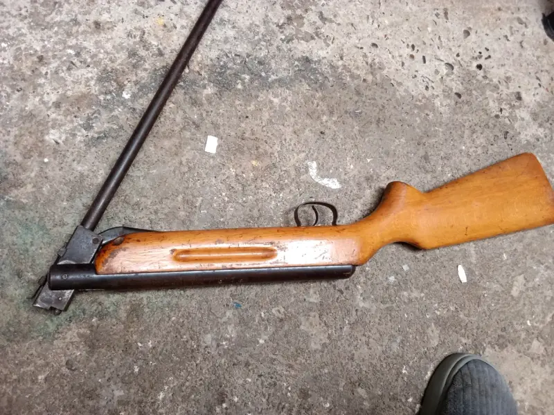 Rifle a poston antiguo - 4