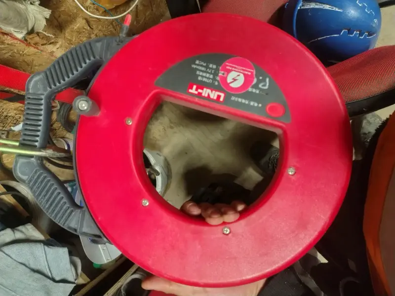 Detector de Panas en tubería UNIT-T Rojo - 1