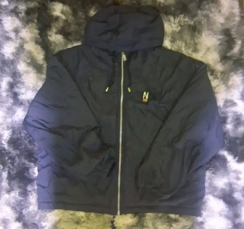 Chaqueta Nike azul con capucha - 1