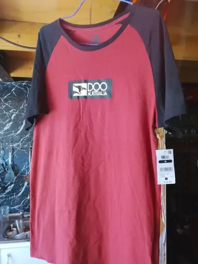 Polera roja Doo Australia de algodón orgánico - miniatura 1