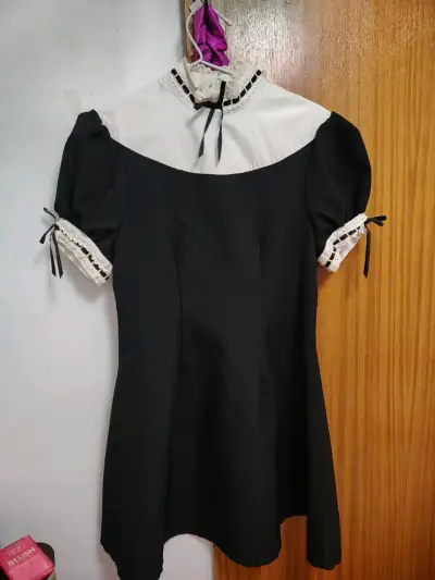 Vestido  blanco y negro con encaje - miniatura 1