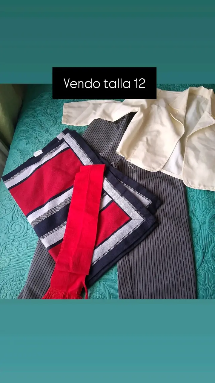 Conjunto de ropa talla 12 con faja