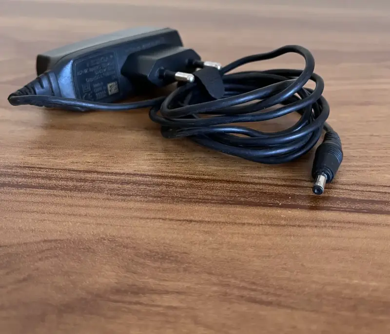 Cargador Nokia original para celulares conector DC - 6