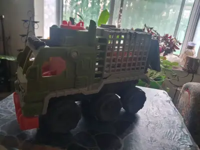 Camión de juguete militar verde para niños - miniatura 1