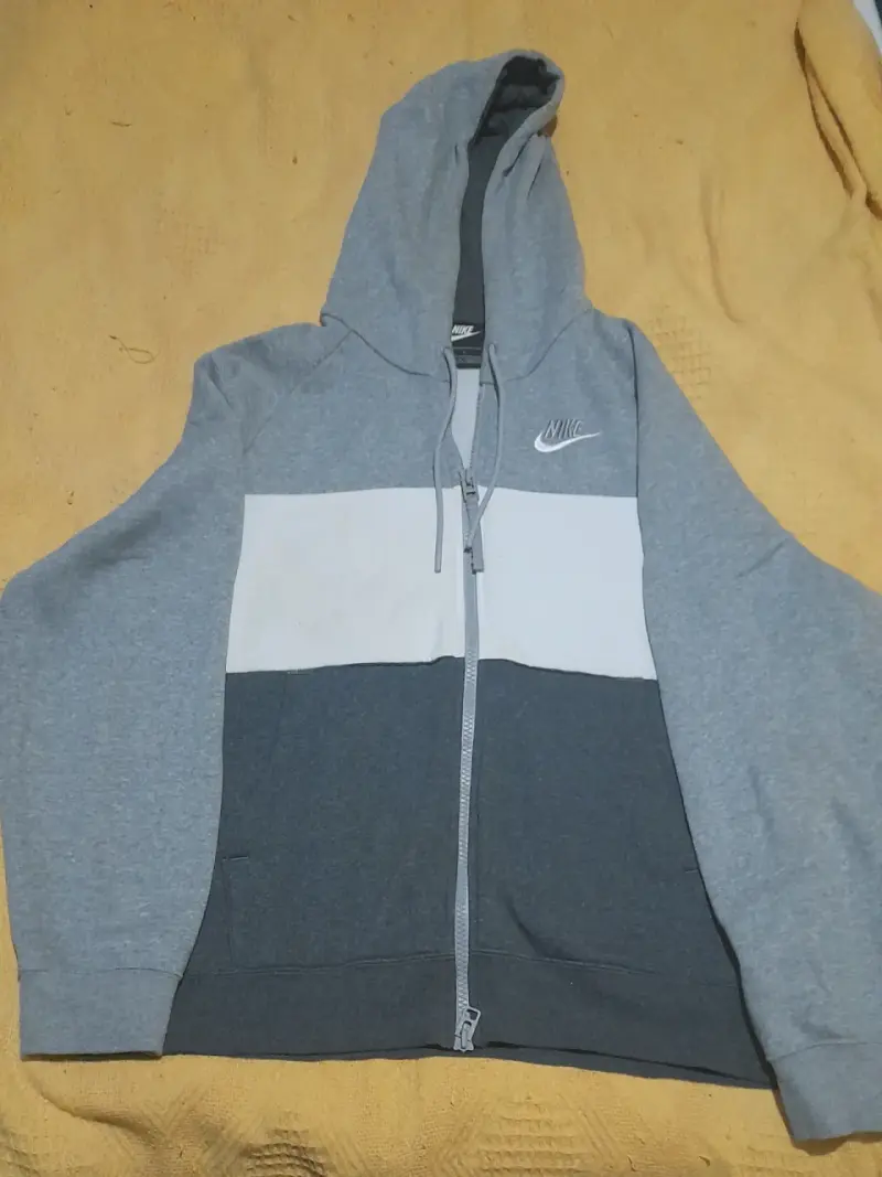 Polerón con capucha Nike Air gris y blanco - 1