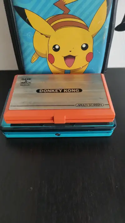 Consola Nintendo Game & Watch Donkey Kong retro - miniatura 1