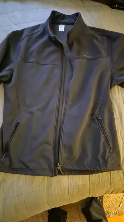 Chaqueta Softshell Negra Quechua XL - miniatura 1