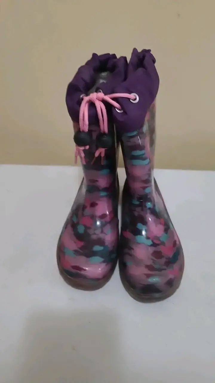 Botas de lluvia infantiles coloridas talla 28