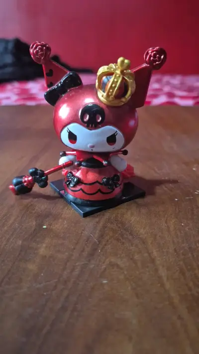 Figura de colección Kuromi edición especial - miniatura 4