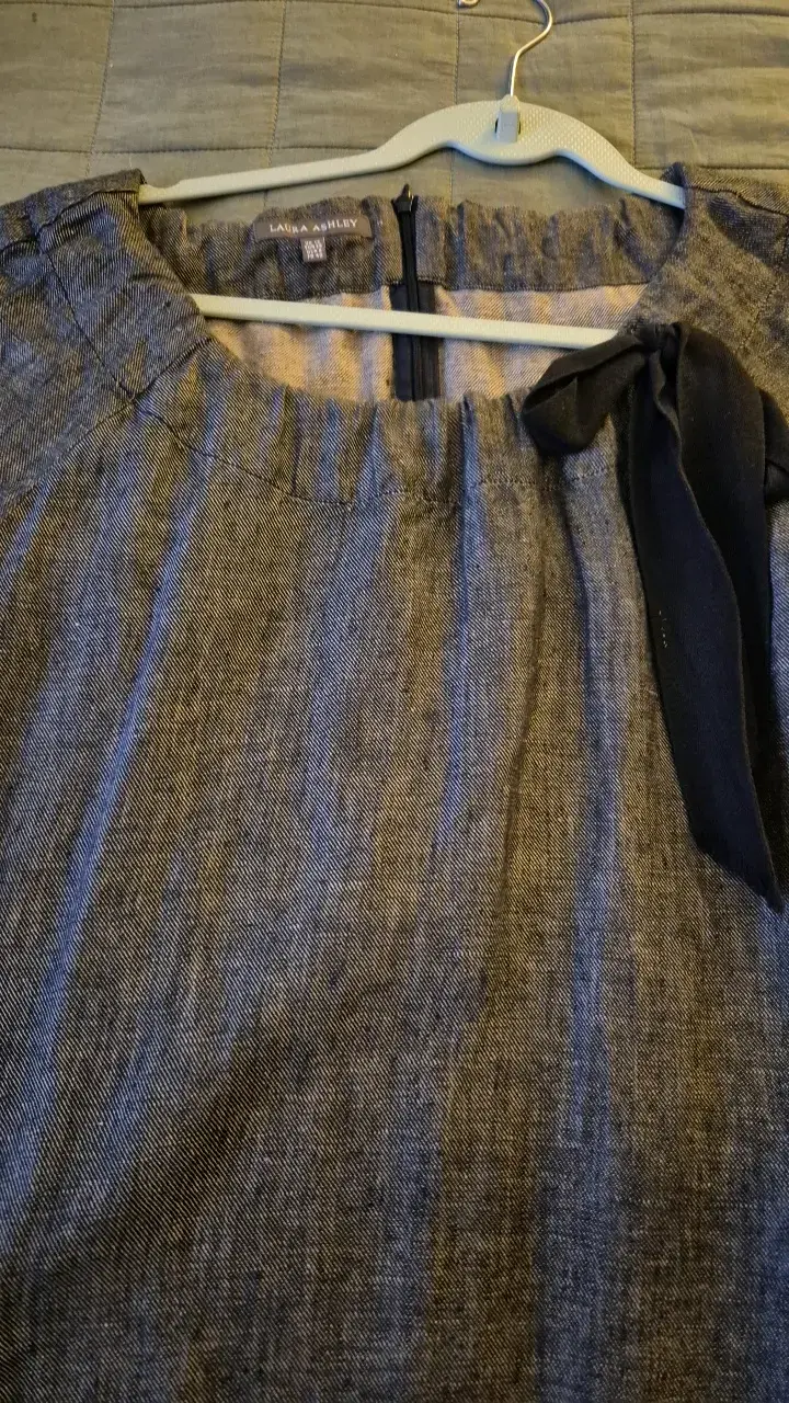 Vestido gris con lazo Laura Ashley - 2