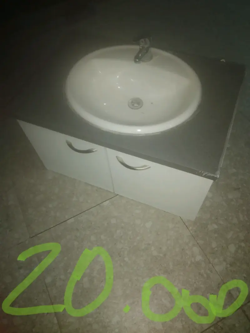 Refrigerador con dispensador de agua - 3