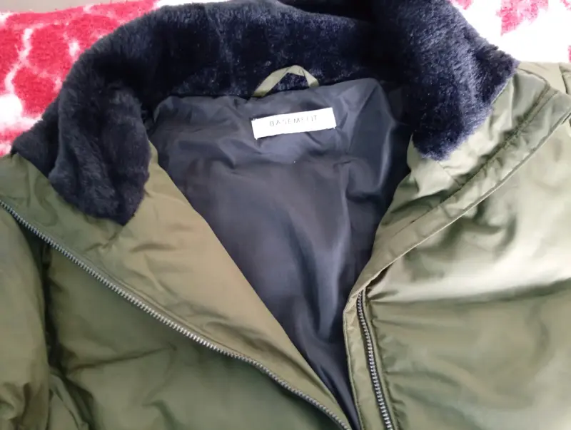 Chaqueta de invierno verde con forro de piel Basement - 1
