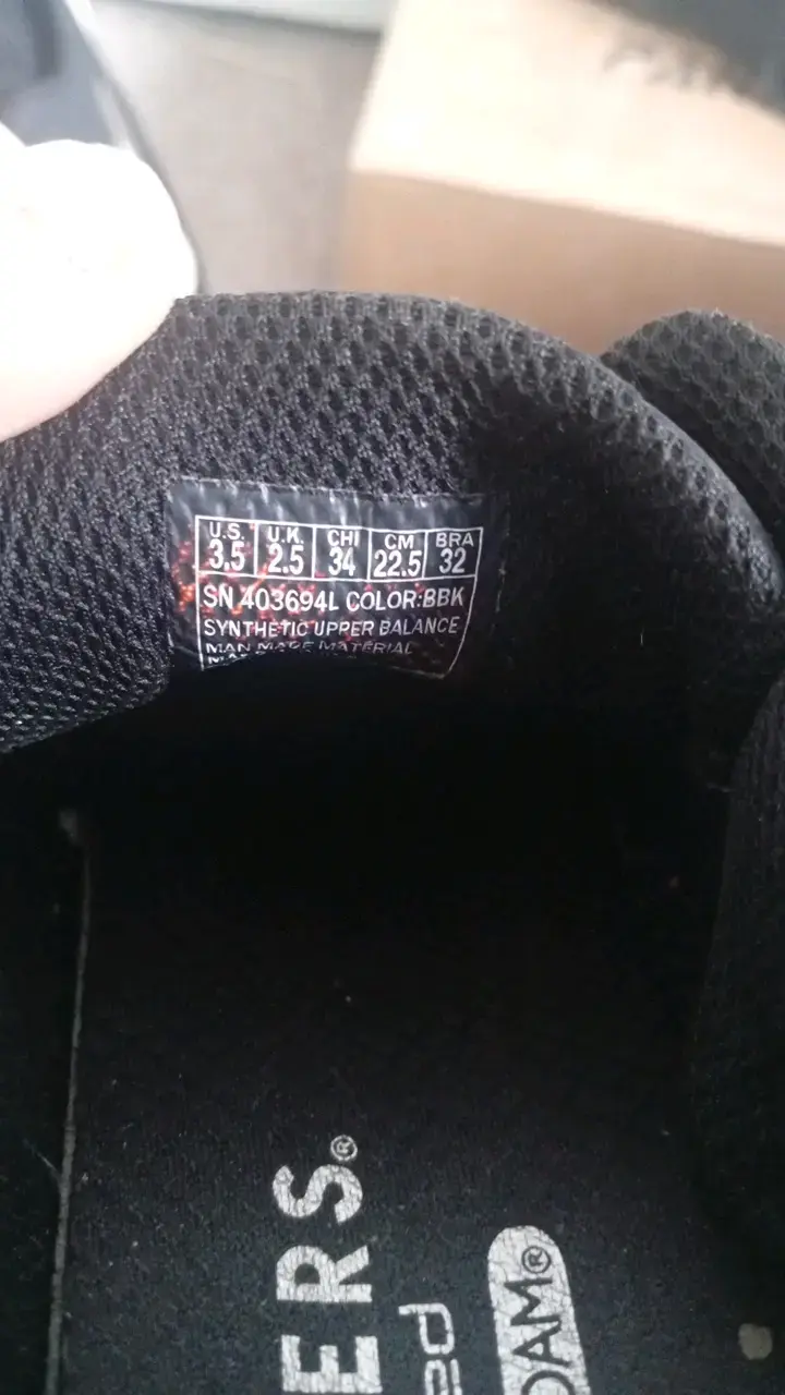 Zapatillas negras Skechers Air-Cooled Memory Foam - 3