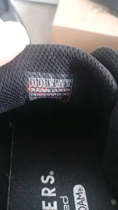 Zapatillas negras Skechers Air-Cooled Memory Foam - miniatura 3