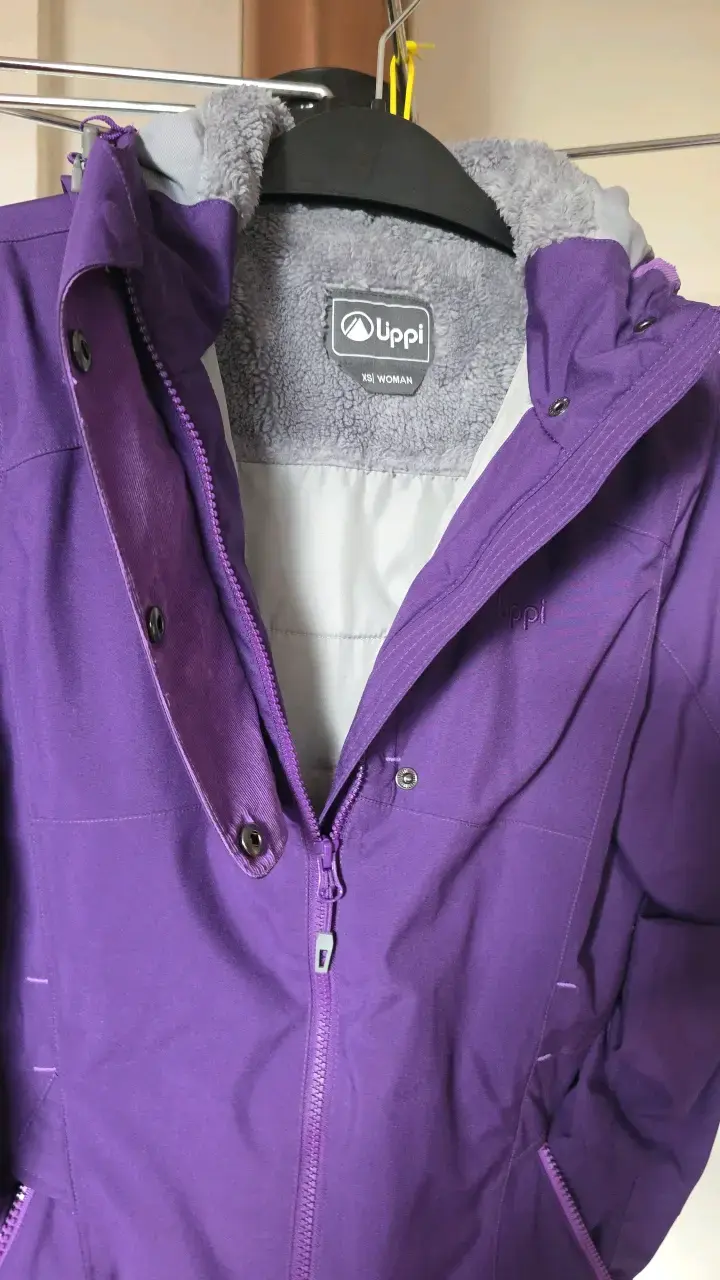 Chaqueta Morada de Mujer Lippi con Capucha - 2