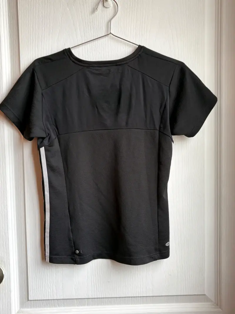 Polera deportiva negra Adidas para mujer - 2
