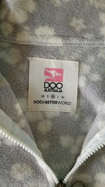 Chaqueta polar gris con diseño de DOO Australia - miniatura 1