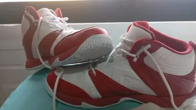 Zapatillas deportivas Shaq blancas y rojas - miniatura 1