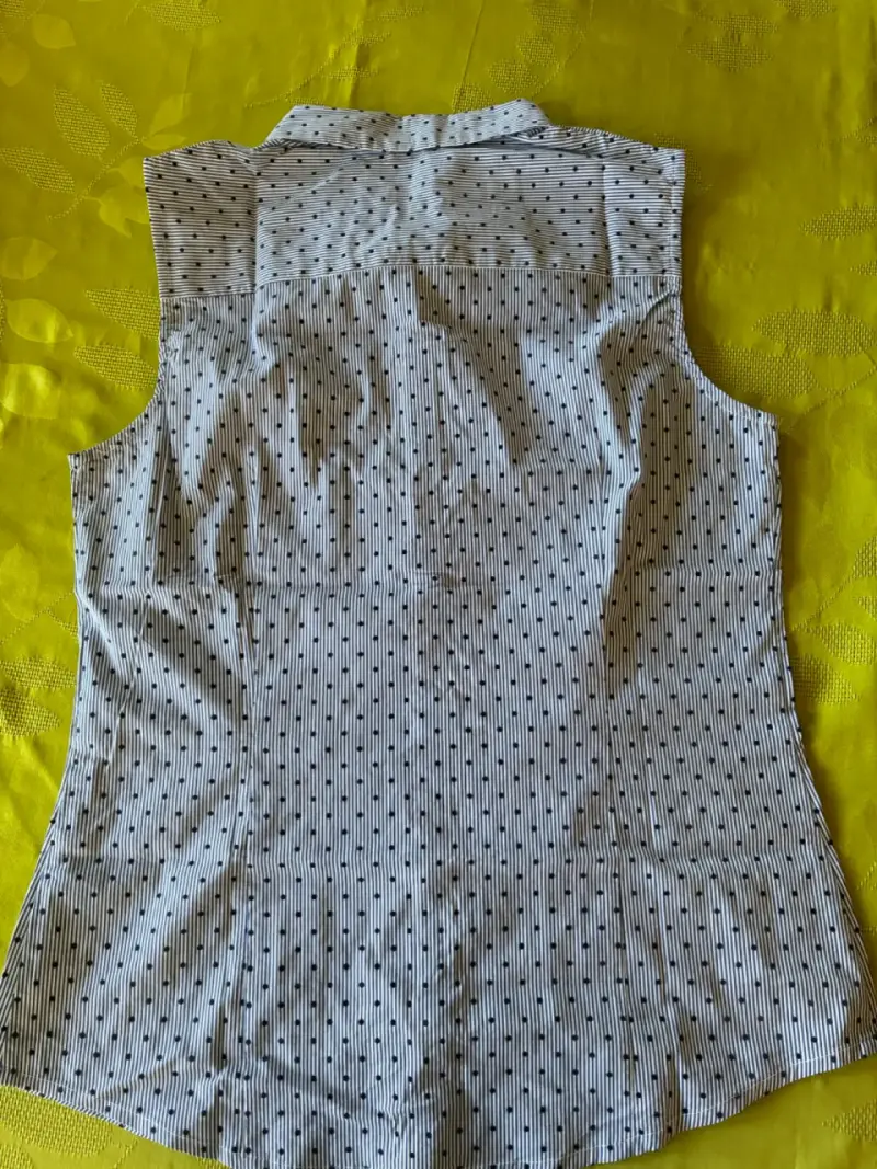 Blusa sin mangas a rayas con puntos para mujer - 3