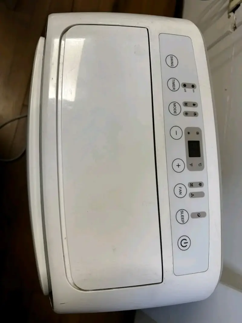 Aire acondicionado portátil Midea 12,000 BTU - 5