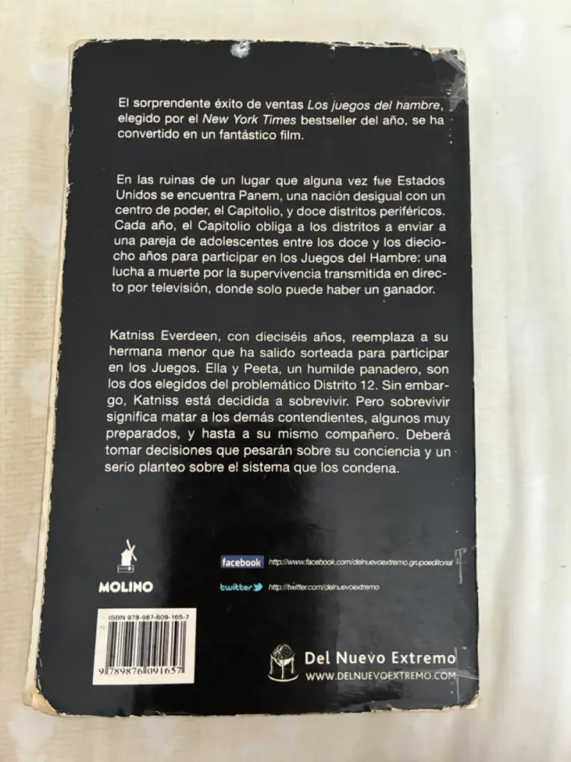 Libro Los Juegos del Hambre de Suzanne Collins - 4
