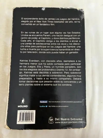 Libro Los Juegos del Hambre de Suzanne Collins - miniatura 4