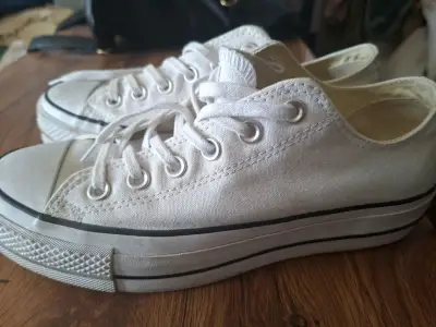 Zapatillas Converse All Star Blancas Clásicas - miniatura 1