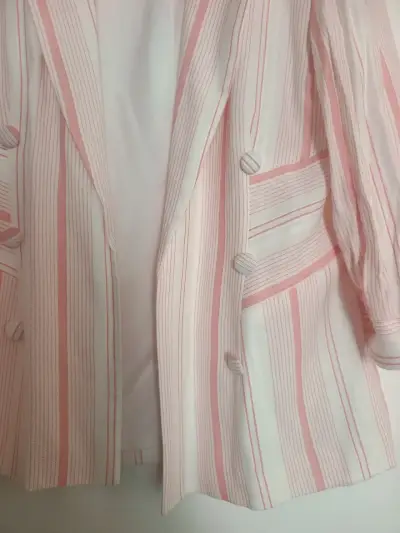 Blazer de rayas rosadas para mujer - miniatura 5