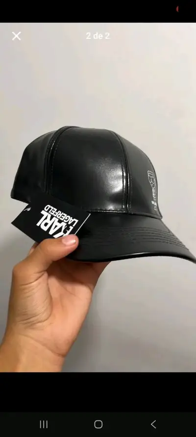 Gorra negra Karl Lagerfeld de cuero sintético - miniatura 1