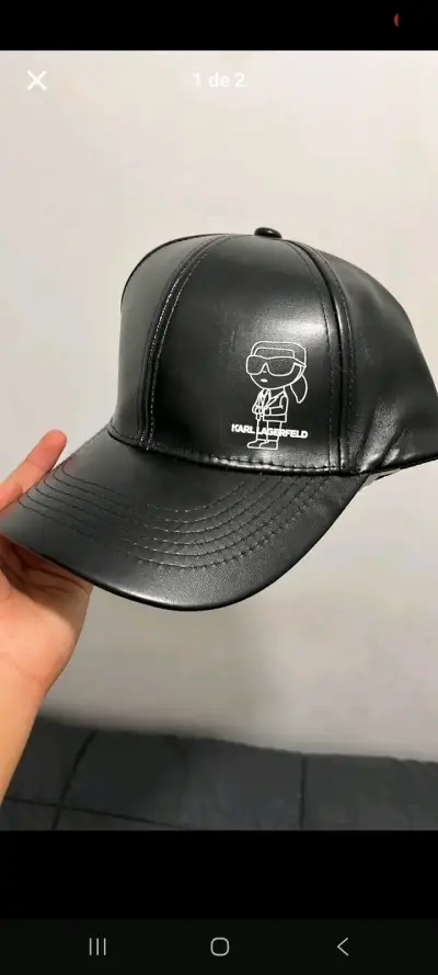 Gorra negra Karl Lagerfeld de cuero sintético - miniatura 2