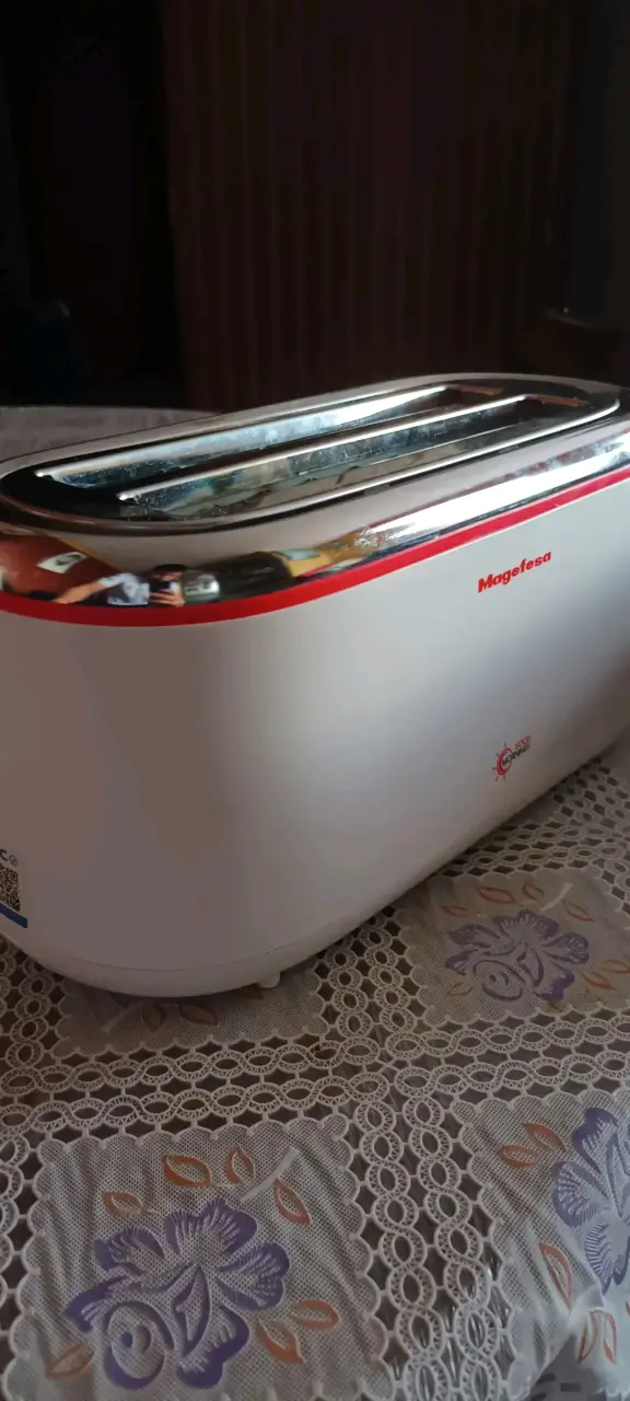 Tostadora Magio con diseño moderno - 2