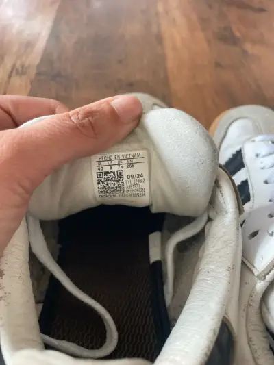 Zapatillas Adidas Samba blancas y negras - miniatura 4