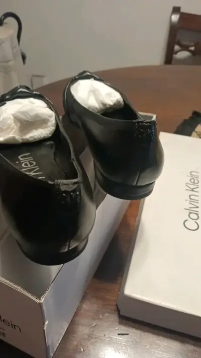 Zapatos de tacón negro Calvin Klein elegantes - miniatura 2